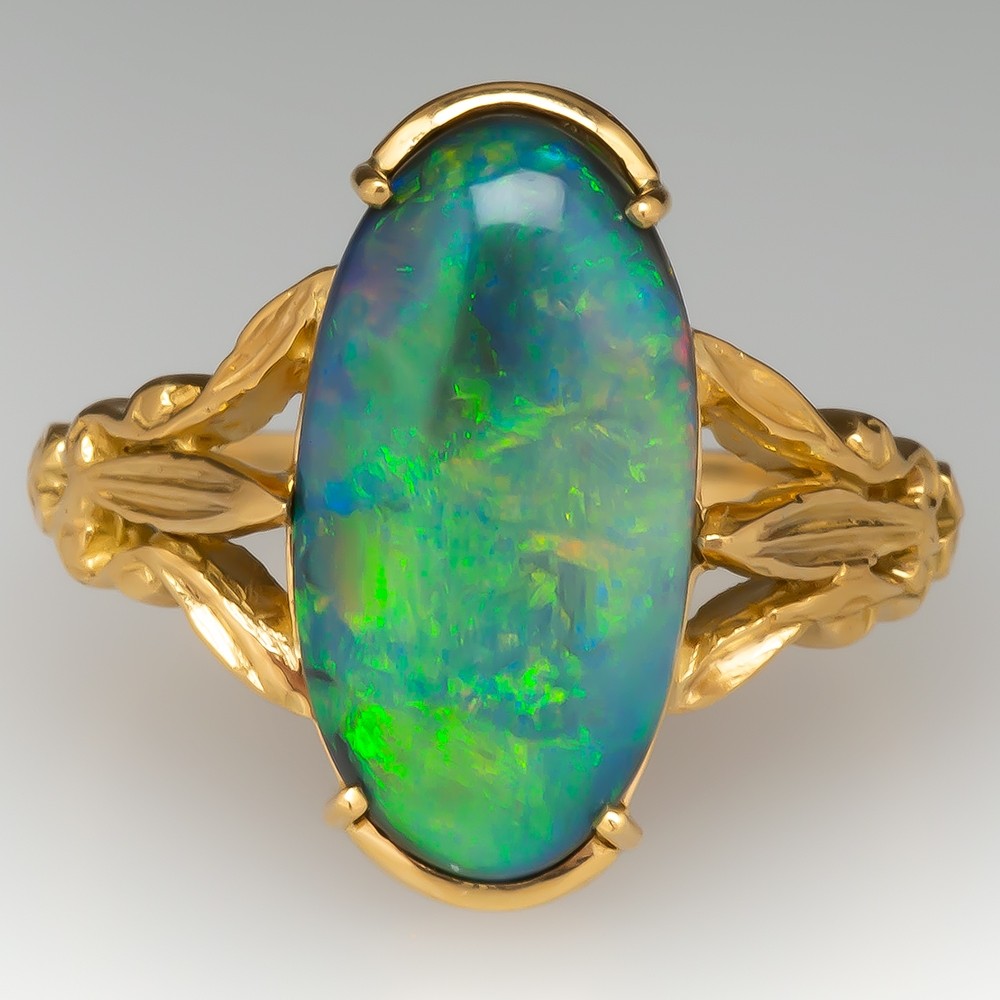 Amazing Black Opal Vintage Ring 18K Gold