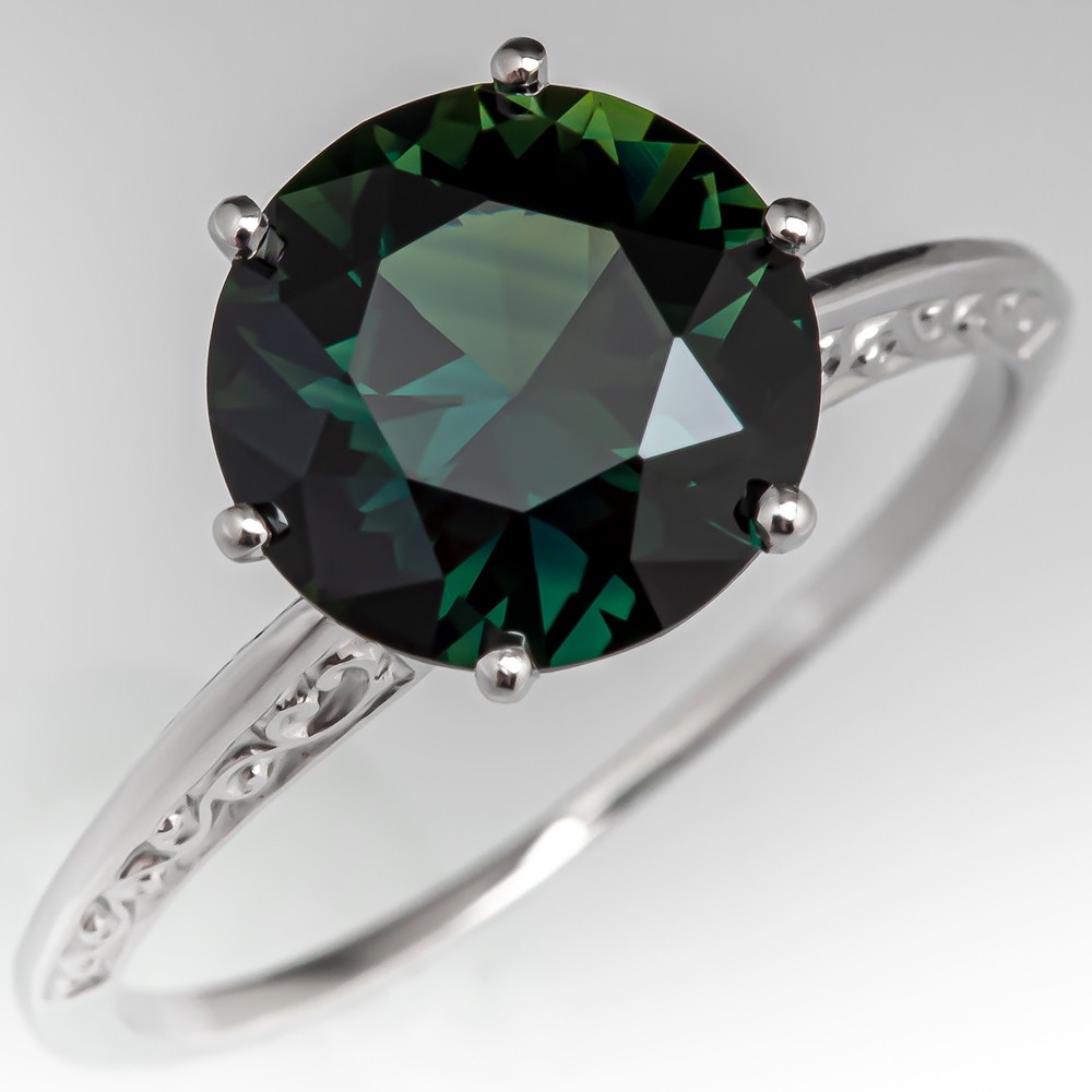 Rechthoek Anoi Gebeurt 3.4 Carat No Heat Dark Green Sapphire Engagement Ring