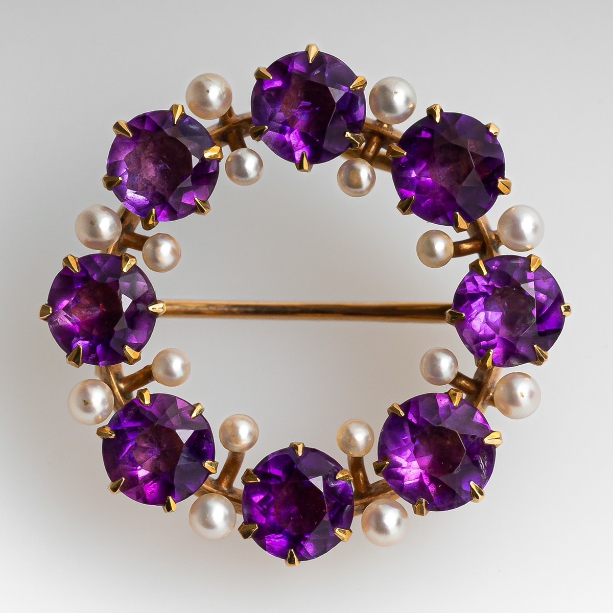 Estate Jewelry 14k Yellow Gold Pin with Amethyst