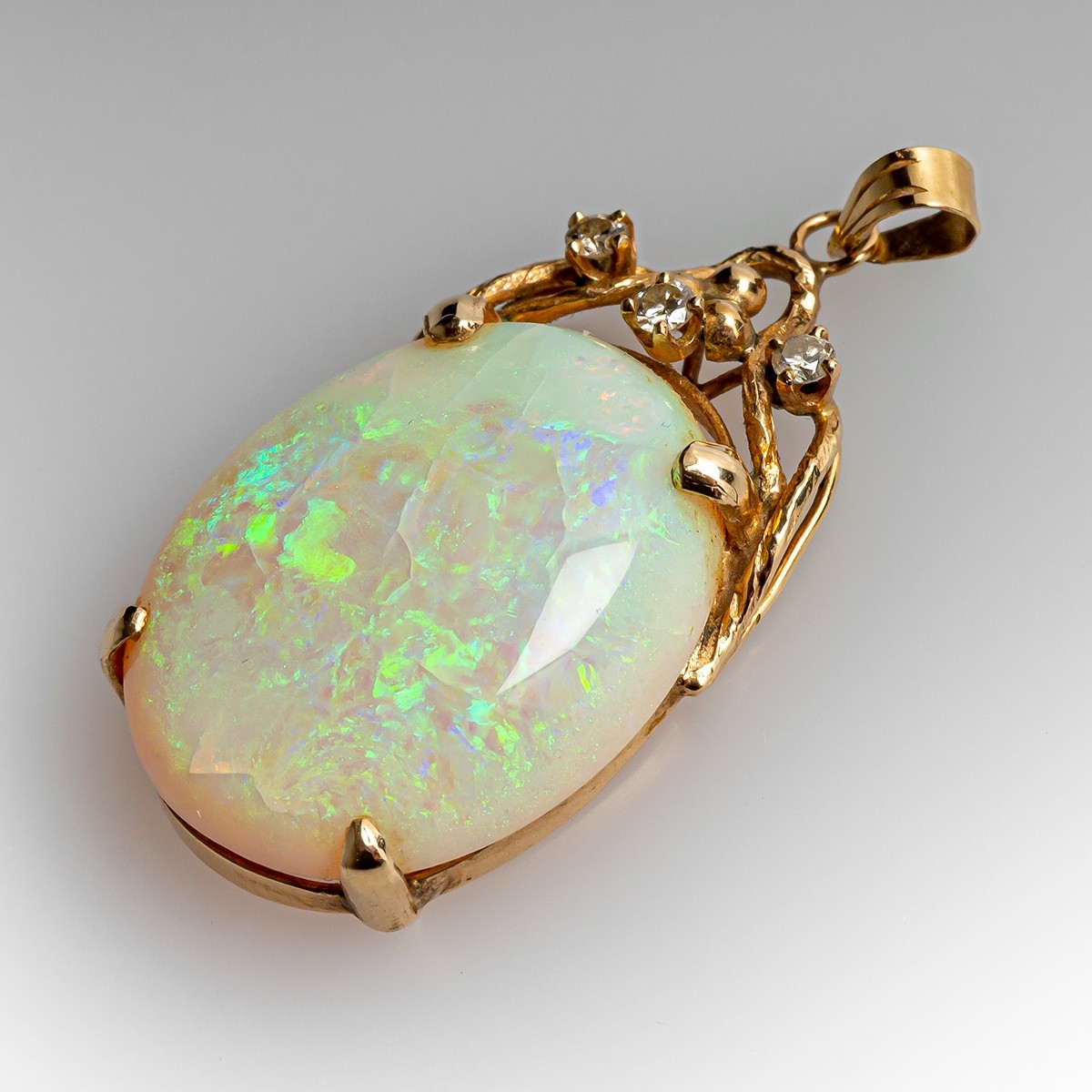 14Kt White Gold Natural Opal & Diamond Round Shape Pendant
