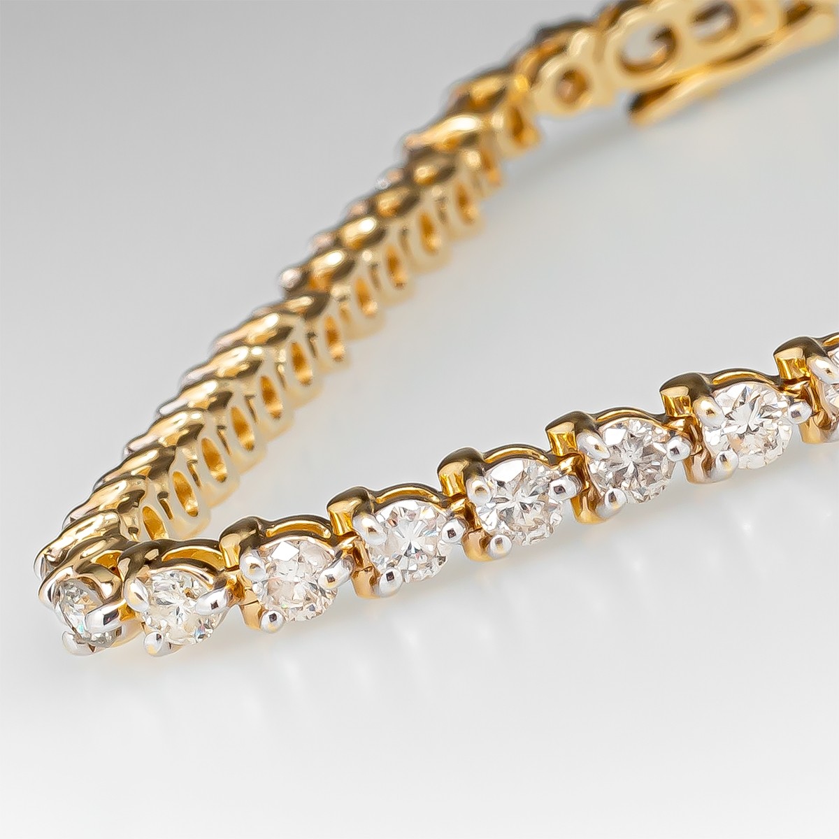 5 Carat Diamond Tennis Bracelet in 14K Yellow Gold 8-Inch