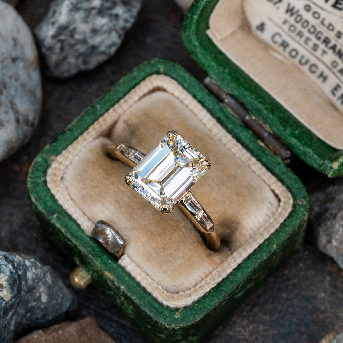 Emerald cut diamond ring 2 carat buzzols