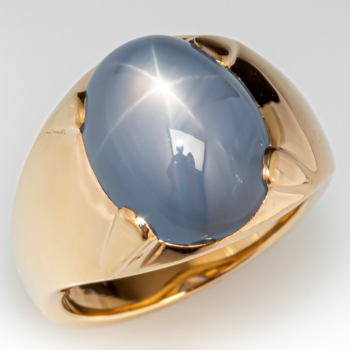 14K Yellow Gold Oval Cut Star Sapphire Ring