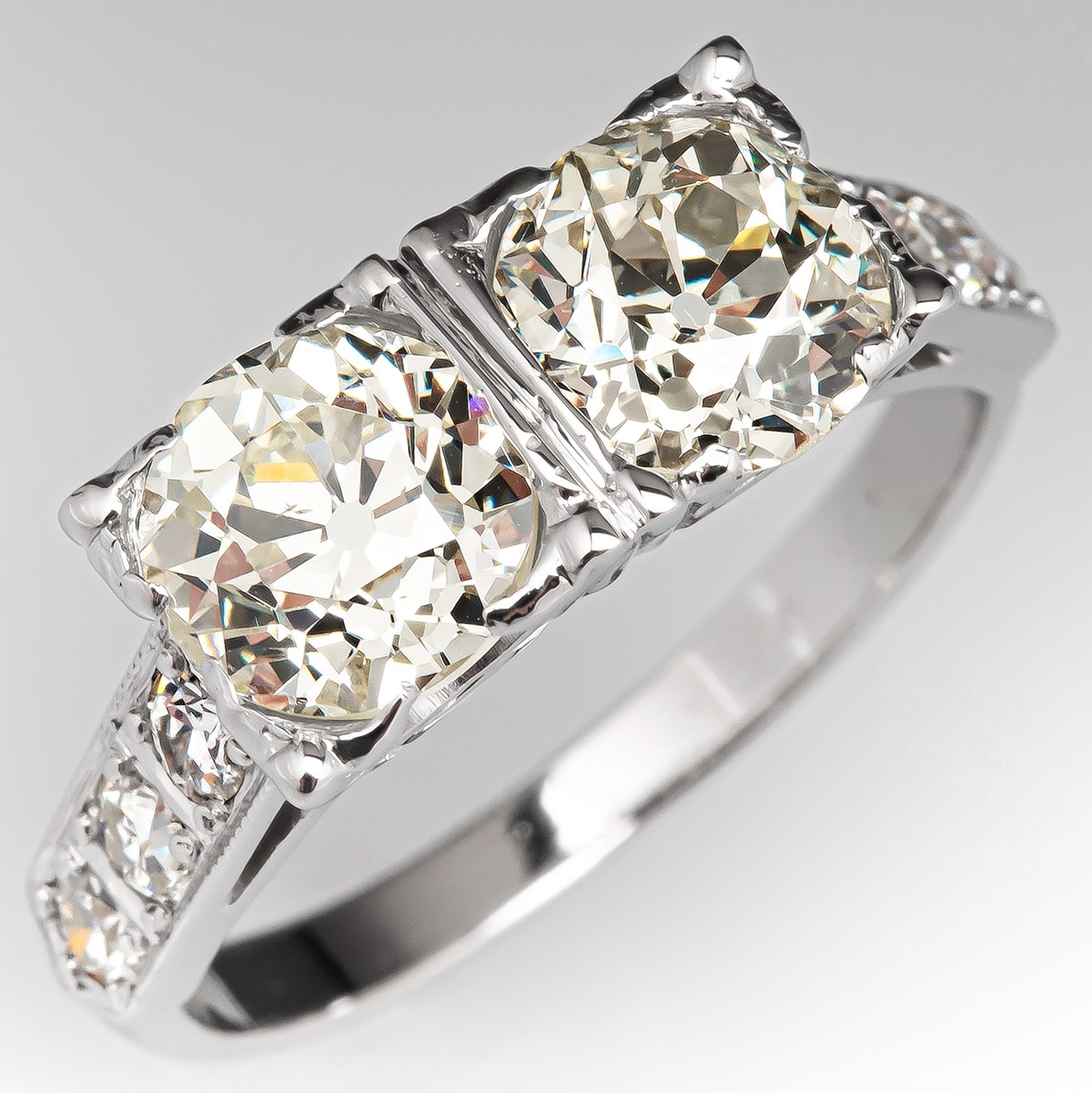 Antique Twin Diamond Toi Et Moi Diamond Ring Platinum