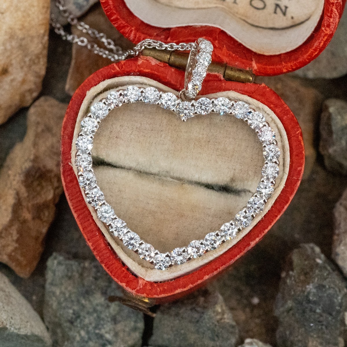 1 Carat Diamond Heart Pendant Necklace 14K White Gold
