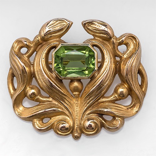 This is a stunning beautiful quality art deco 14ct 14k yellow gold peridot and pearl brooch