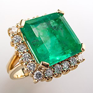Genuine Natural Diamonds Emeralds Solid 9ct Yellow Gold Engagement Wedding Rings Genuine Natural Diamonds Emeralds Solid 9ct Yellow Gold Engagement Wedding Rings