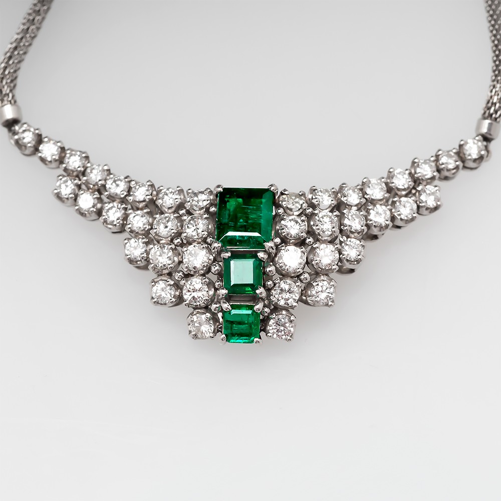 Vintage 16.5 Inch Diamond & Emerald Pendant Necklace Platinum