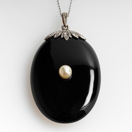 Large Black Onyx Victorian Locket 